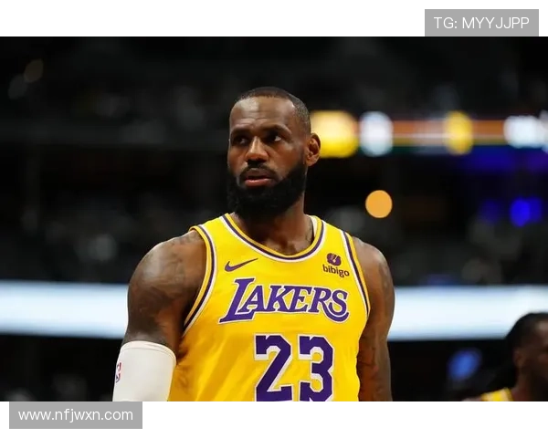 湖人队季前赛战绩不佳球员状态参差不齐詹姆斯表现引发热议