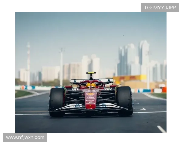 F1赛车新赛季揭幕 车队竞争激烈 新技术创新引发关注