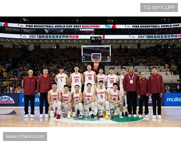 中国男篮新周期首战告捷年轻阵容展现速度与防守潜力引发球迷热议