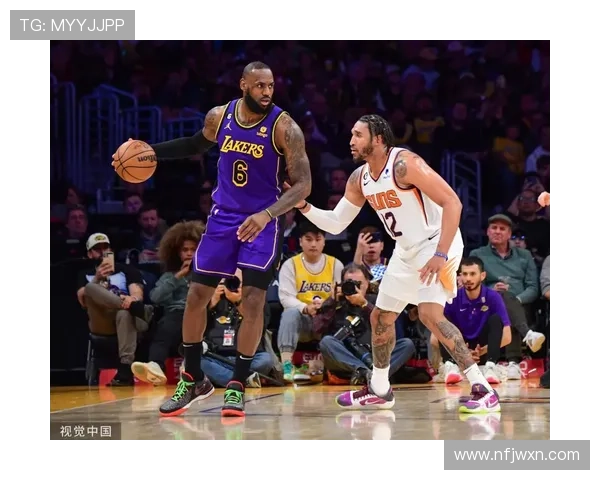 詹姆斯复出领衔湖人力克勇士 关键时刻发挥决定胜负